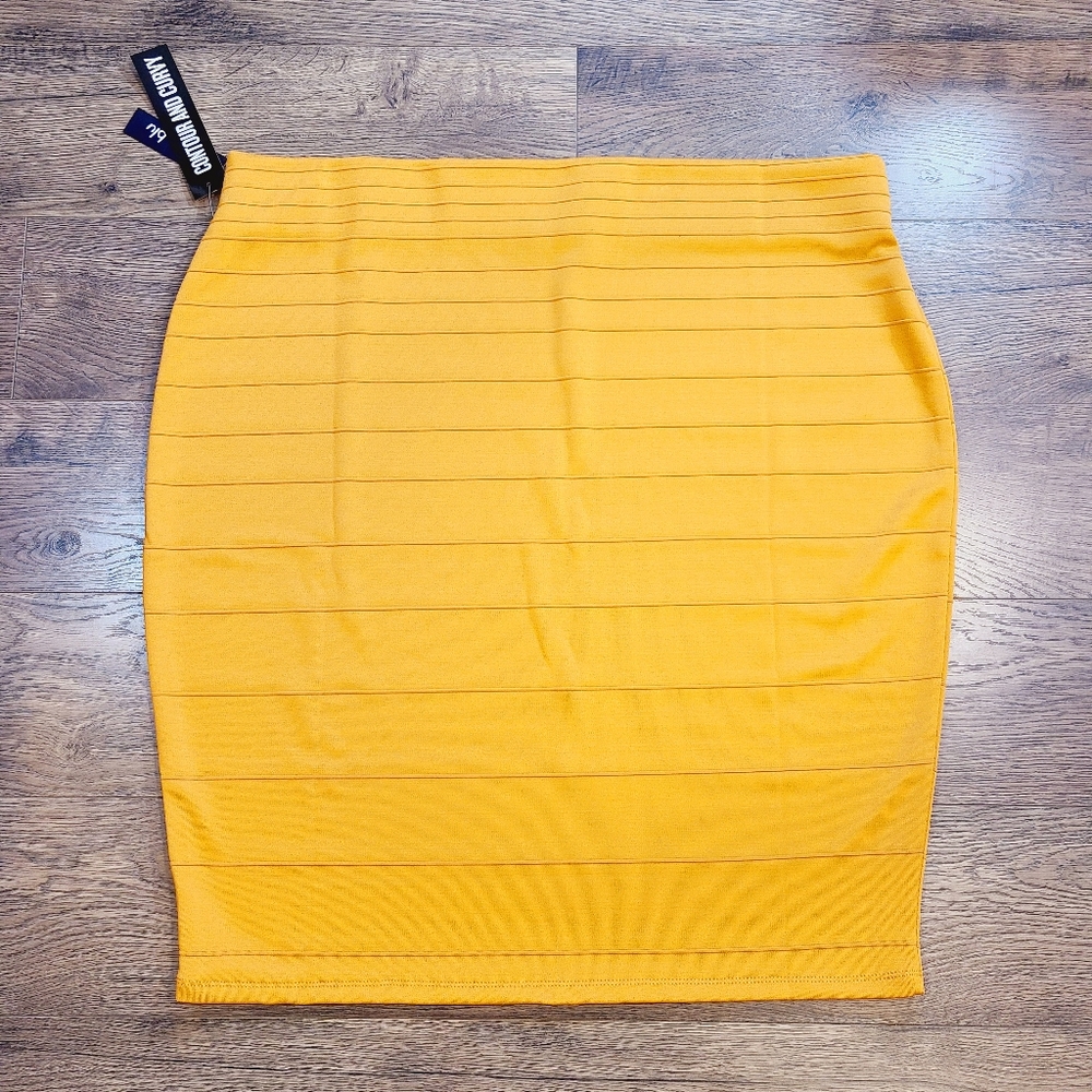 Olivia Blu contour and curvy skirt Size 3X NWT